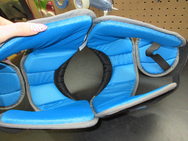Load image into Gallery viewer, New Champro 7 Series Foam Football Shoulder Pads - Size Medium
