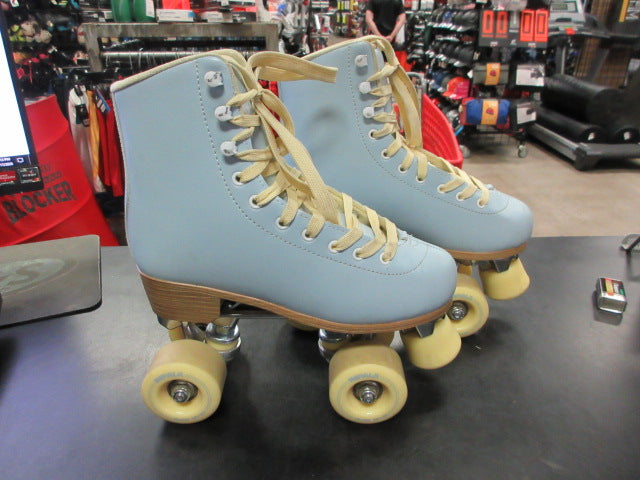 Load image into Gallery viewer, Used Impala Blue Quad Roller Skates Size 5
