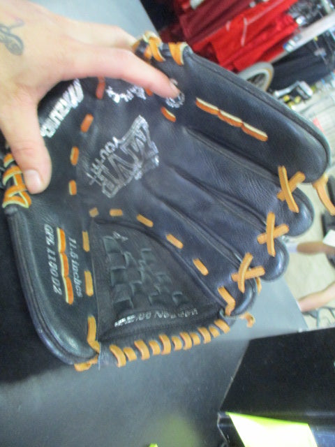 Load image into Gallery viewer, Used Mizuno MVP Youth 11.5" Glove - LHT
