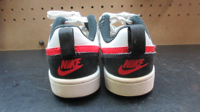 Load image into Gallery viewer, Used Nike Court Borough Low 2 Basketball Shoes - Size Youth 3.5

