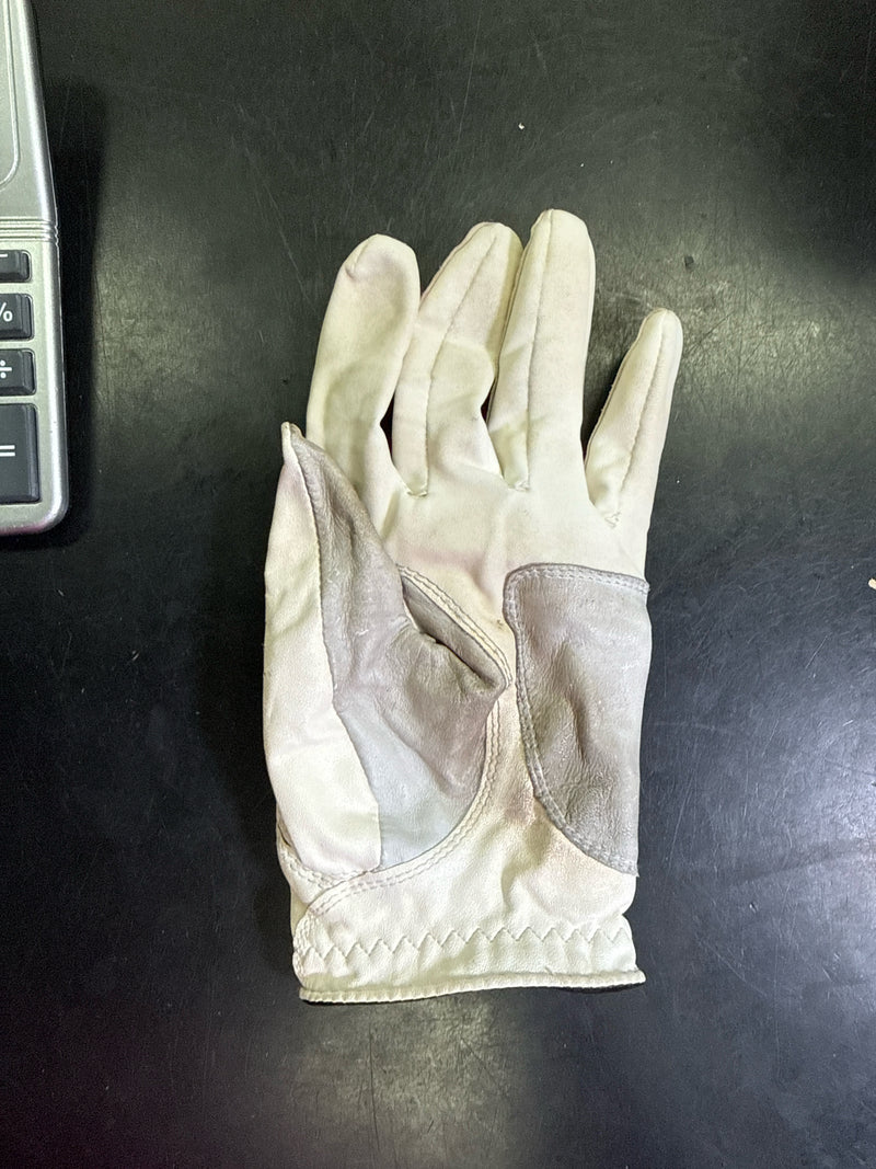 Load image into Gallery viewer, Used Footjoy Left Hand Golf Glove
