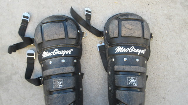 Load image into Gallery viewer, Used MacGregor Catchers Shin Guards - Youth
