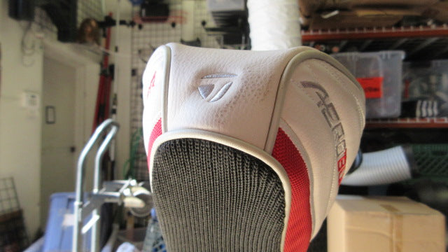 Load image into Gallery viewer, Used Taylormade Aero Buner 10.5 Deg Driver - RH
