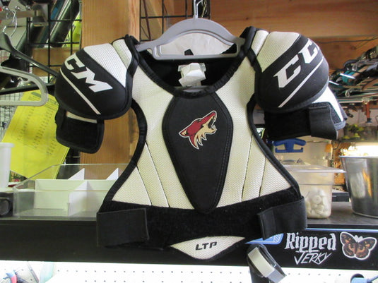 Used CCM LTP Hockey Shoulder Pads - Youth Medium