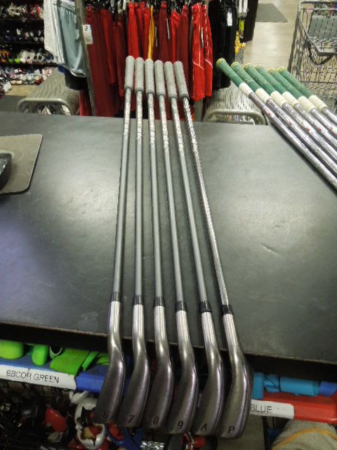 Load image into Gallery viewer, Used Callaway Mavrik 5pc Set 7-9 Iron and A,P Wedge RH
