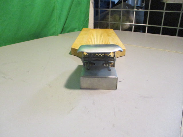 Load image into Gallery viewer, Used 24" Hardwood Fish Fillet Board
