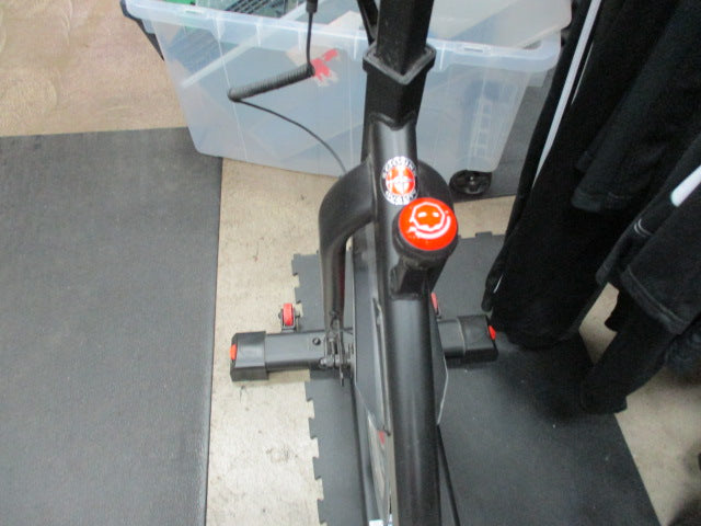 Load image into Gallery viewer, Used Schwinn IC3 Indoor Cycling Bike
