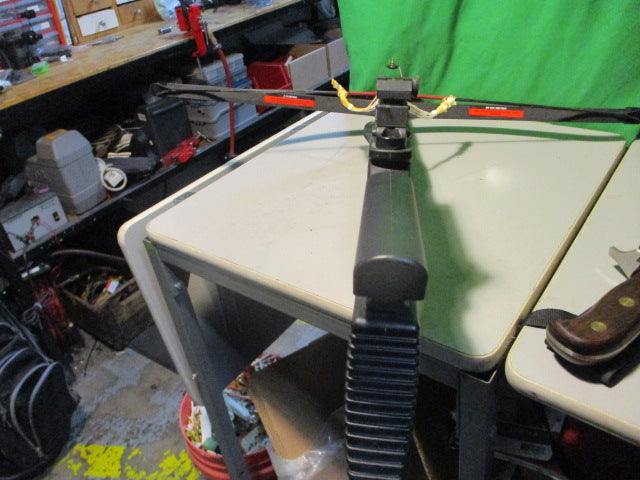 Load image into Gallery viewer, Used 32" Crossbow
