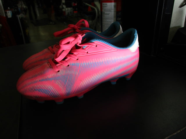 Load image into Gallery viewer, Used Hawkwell Size 12 Boys/Girls Soccer Cleats

