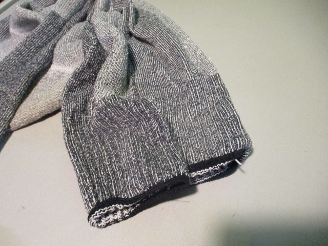 Load image into Gallery viewer, Used Gray Winter Socks

