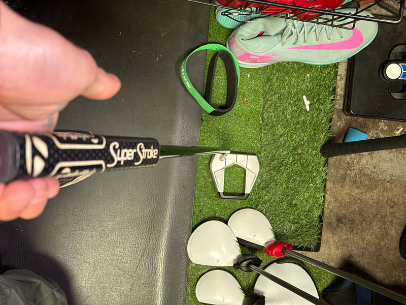 Load image into Gallery viewer, Used TaylorMade Spider S Platinum Pure Roll 65G Offset Right Hand Mallet Putter

