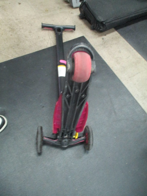 Used Yvolution Glider XL Adjustable 3 - Wheel Scooter