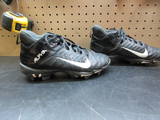 Load image into Gallery viewer, Used Nike Alpha Menace 2 Shark Football Cleats - Size Youth 4
