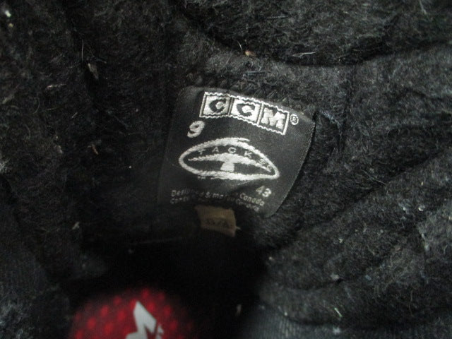 Load image into Gallery viewer, Used CCM Tacks 452 Hockey Skates Size 9
