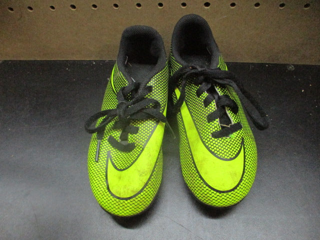 Load image into Gallery viewer, Used Nike Bravata II Soccer Cleats - Size Youth 11
