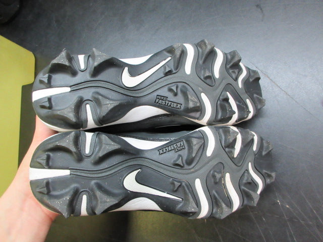 Load image into Gallery viewer, Used Nike Kids' Alpha Menace Shark Football Cleats - Size Youth 3
