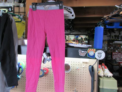 Load image into Gallery viewer, Used Ice Breaker Merino Thermal Pants - Size Youth 9-10
