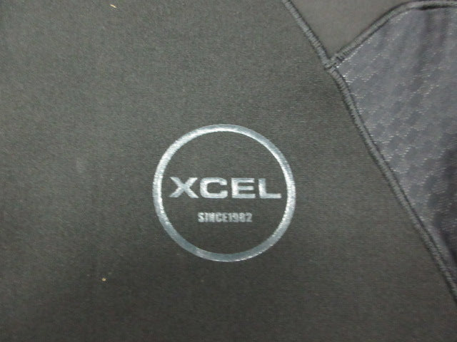 Load image into Gallery viewer, Used XCEL Neoprene Wetsuit Top 0.5mm / 1.0mm
