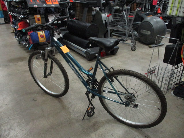 Load image into Gallery viewer, Used Roadmaster Granite Peak 18 Speed Mountain Bike (Needs Service)
