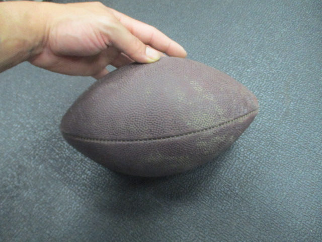 Load image into Gallery viewer, Used Nike Vapor Strike PeeWee Football
