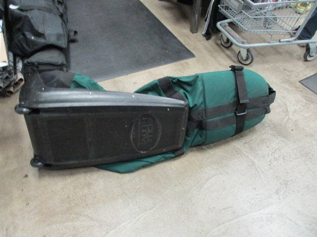 Load image into Gallery viewer, Used Club Glove Golf Travel Bag (No Stiff Arm)
