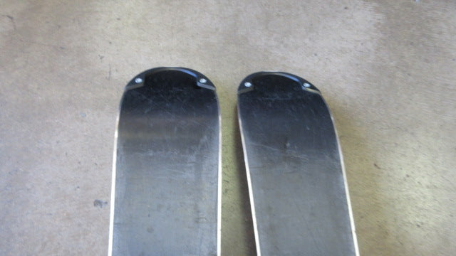 Load image into Gallery viewer, Used Volkl Tip Rocker RTM 120CM Junior Skis
