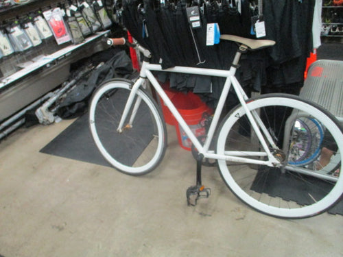 Used Retrospec 1 Speed Fixie Bike