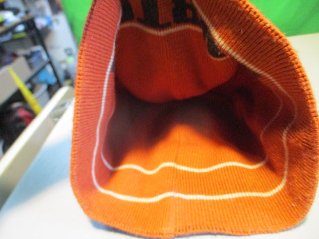 Load image into Gallery viewer, Used Burton Reversible Winter Beanie
