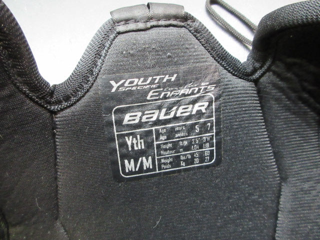 Load image into Gallery viewer, Used Bauer Lil' Sport Hockey Shoulder Pads - Size Youth Medium
