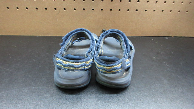 Load image into Gallery viewer, Used Treva Kids Sandals - Youth
