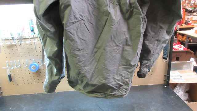 Load image into Gallery viewer, Used FourSquare Wind Breaker Jacket - Size XL

