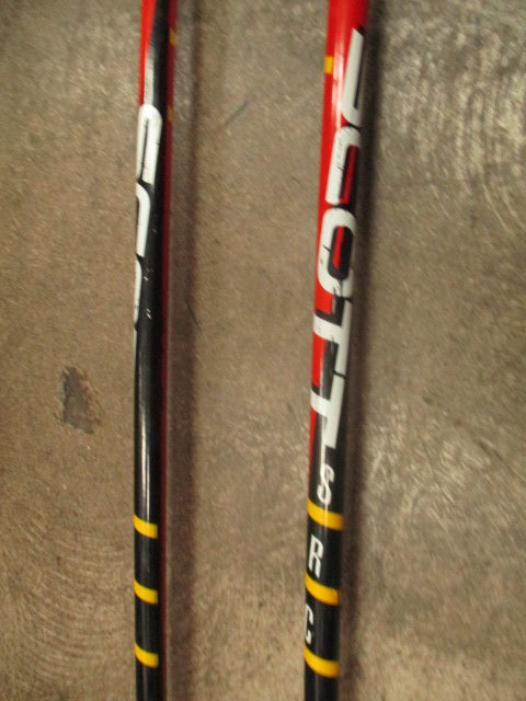 Load image into Gallery viewer, Used Scott SRC 125cm Ski Poles
