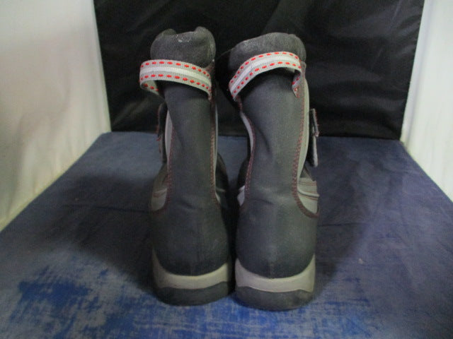 Load image into Gallery viewer, Used Lands End Snow Boots Youth Size 3 - slight wear
