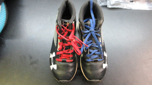 Load image into Gallery viewer, Used Under Armour Size 1 Youth Football Cleats
