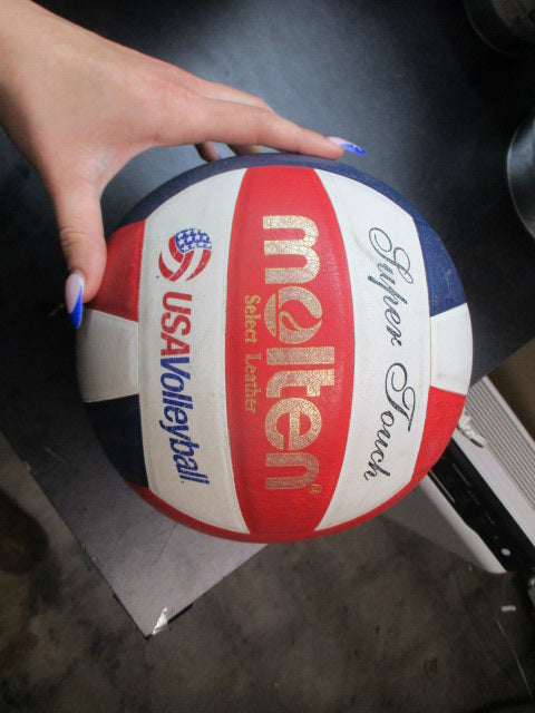 Load image into Gallery viewer, Used Molten USA Official Volleyball
