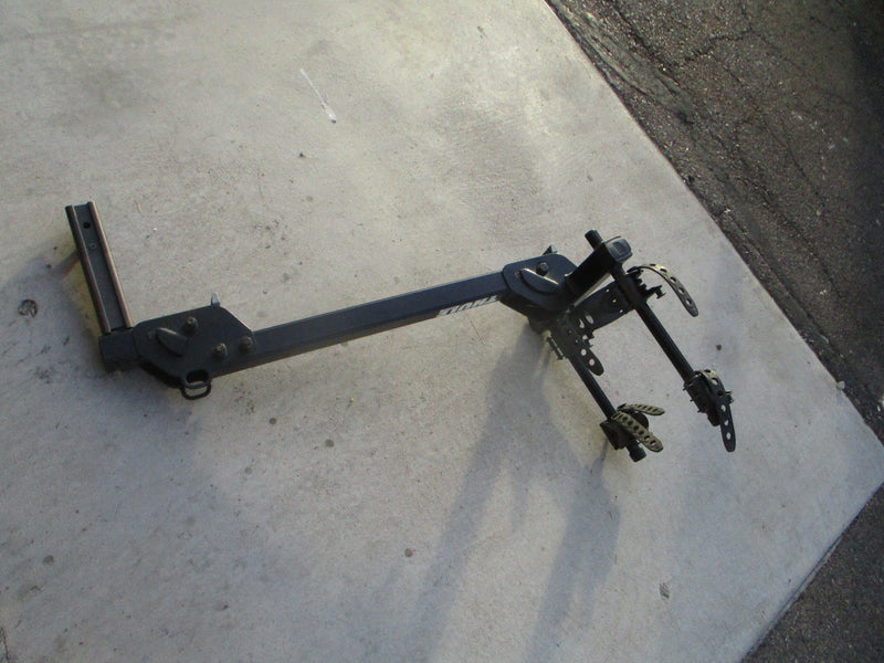 Load image into Gallery viewer, Used Thule Sweden 2 Bike Hitch Rack
