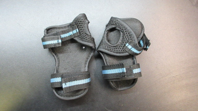 Load image into Gallery viewer, Used Skating Wrist Guards - Youth
