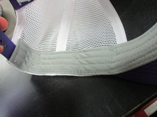 Used Captivating Washington Huskies Purple Snapback Hat