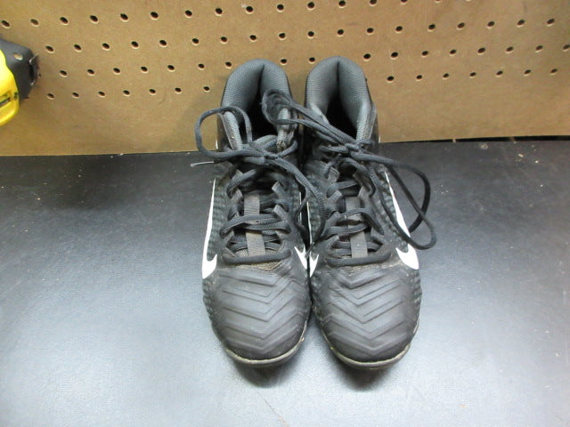 Load image into Gallery viewer, Used Nike Alpha Menace 2 Shark Football Cleats - Size Youth 4
