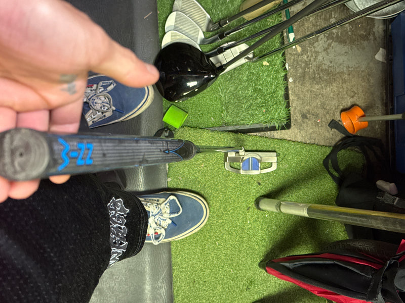 Load image into Gallery viewer, Used PING G5i Ally Right Hand Putter 34"
