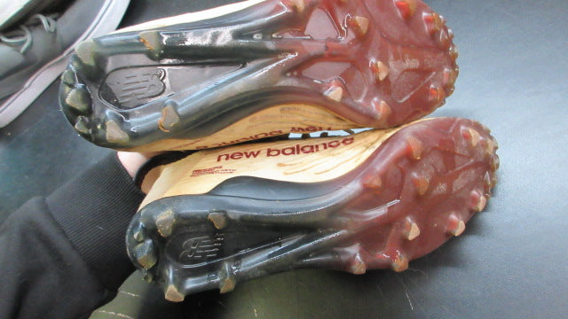 Load image into Gallery viewer, Used New Balance Men's Burn X3 Lacrosse Cleats - Size 5
