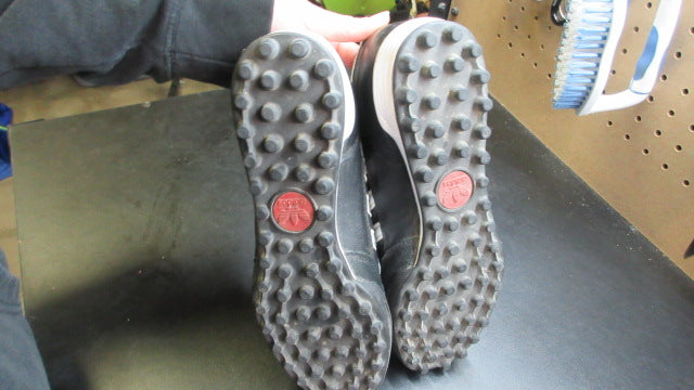 Load image into Gallery viewer, Used Adidas Mundial Team Soccer Shoes - Size 7.5

