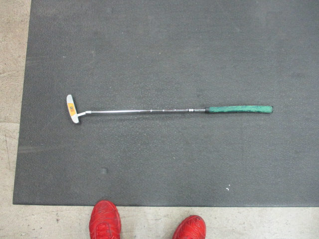 Load image into Gallery viewer, Used US Kids USKG-508 30&quot; Junior Putter
