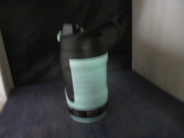 Load image into Gallery viewer, New Under Armour Insulated 32oz PlayMaker JugBreeze Blue
