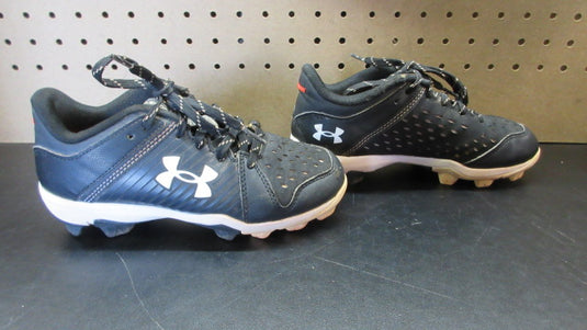 Used Under Armour Leadoff Low Baseball Cleats - Size Youth 1