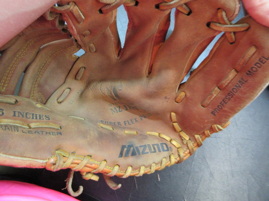Used Mizuno MZ1175 11.75" Leather Glove - RHT