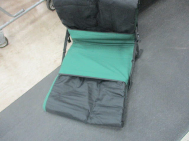 Load image into Gallery viewer, Used Therarest Sleeping Pad/ Easy Chair
