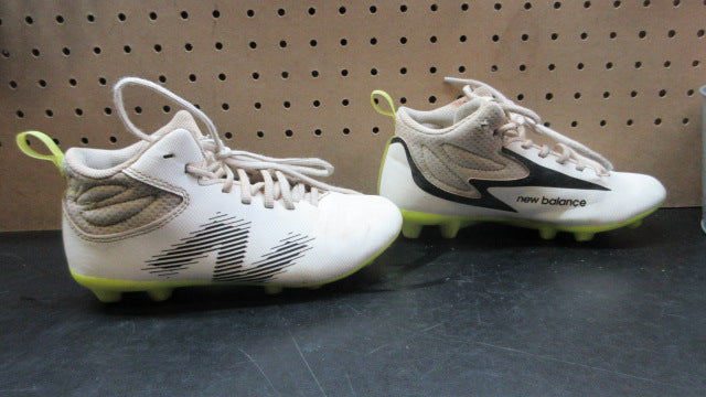 Load image into Gallery viewer, Used New Balance Rush V4 Jr Lacrosse Cleats - Size 2
