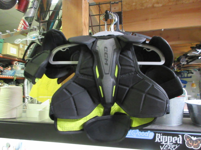 Load image into Gallery viewer, Used CCM Tacks XF80 Hockey Shoulder Pads - Size Youth
