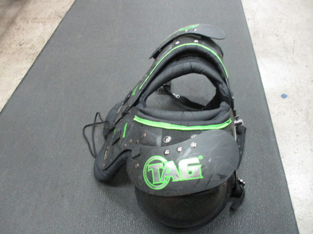 Load image into Gallery viewer, Used Tag Battle Gear II 2XL Youth Football Shoulder Pads
